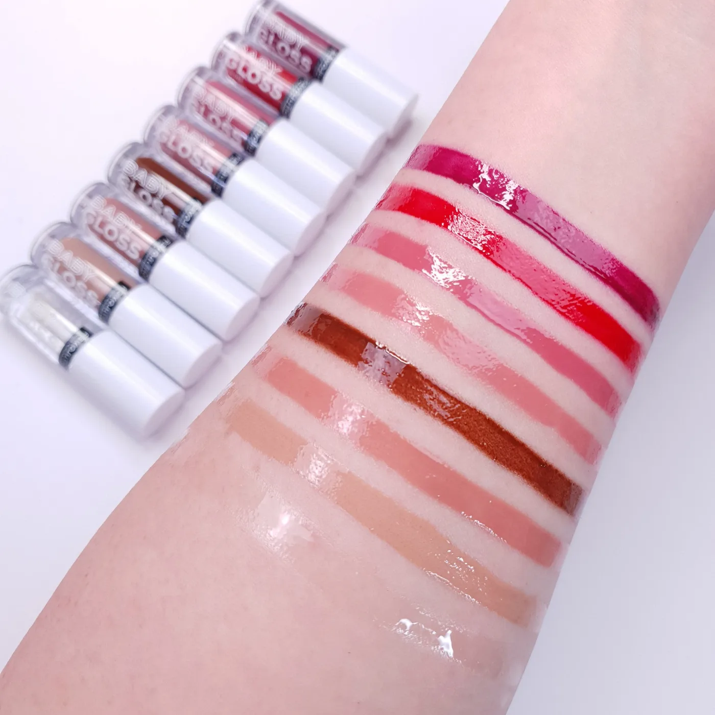 REVOLUTION BABY GLOSS SUPER – vue 2
